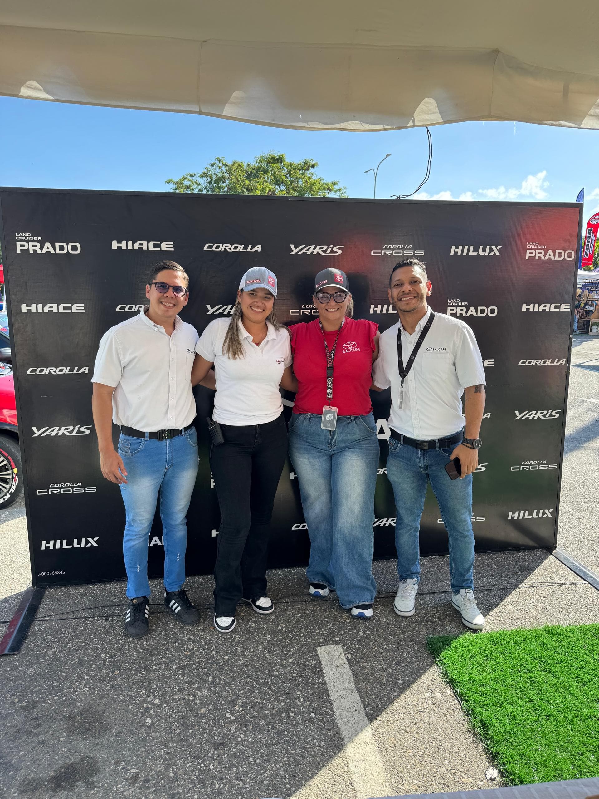 Reconocimiento a empleados destacados - Imagen 1
